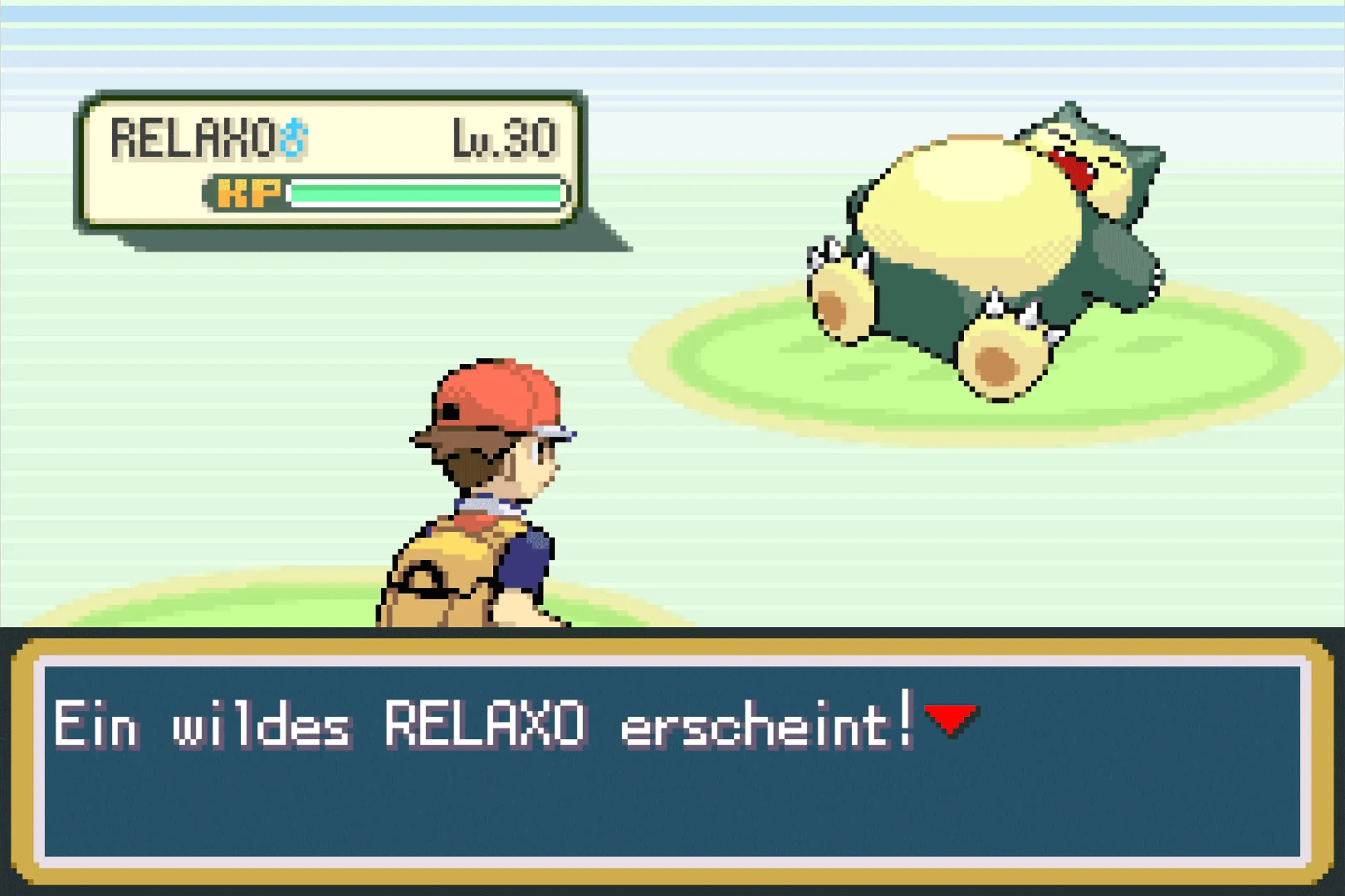 Pokémon-Kampfszene: Spieler begegnet wildem Relaxo (Lv. 30) mit vollem KP-Balken.